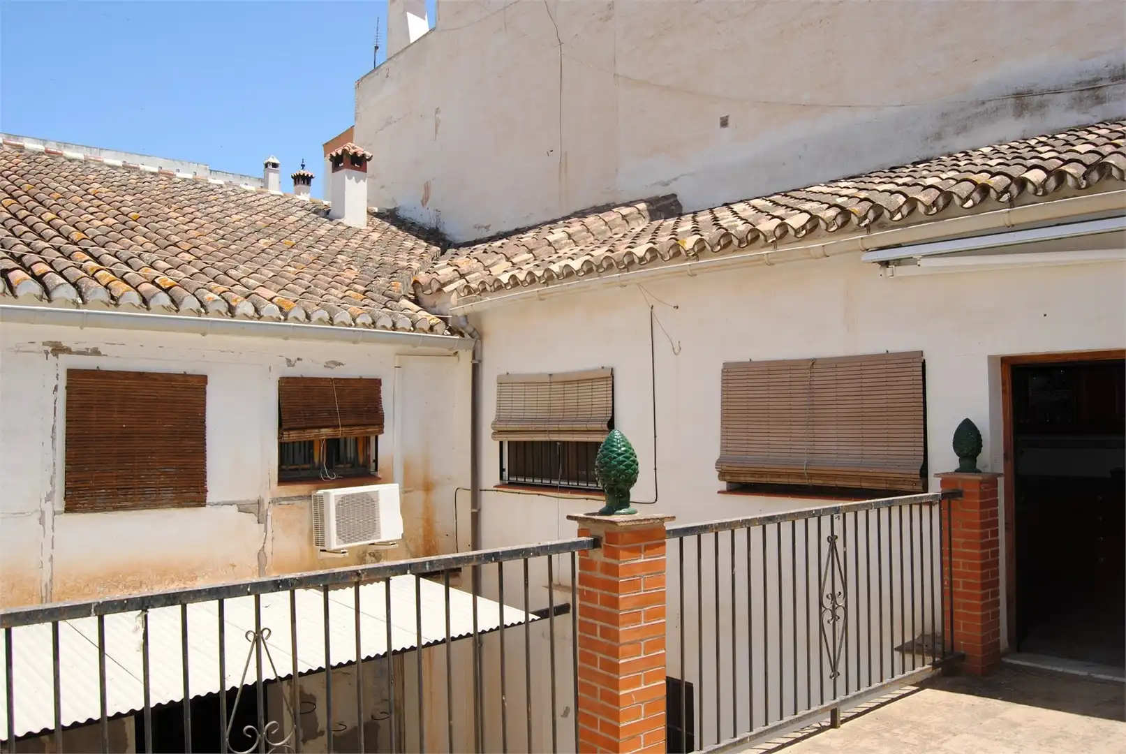 Vista exterior de Casa o xalet en venda en Vélez-Málaga amb Terrassa