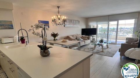 Foto 4 de Apartament en venda a Calle Port Grec 4 3 3, 4, Port Grec - Port Moxó, Empuriabrava