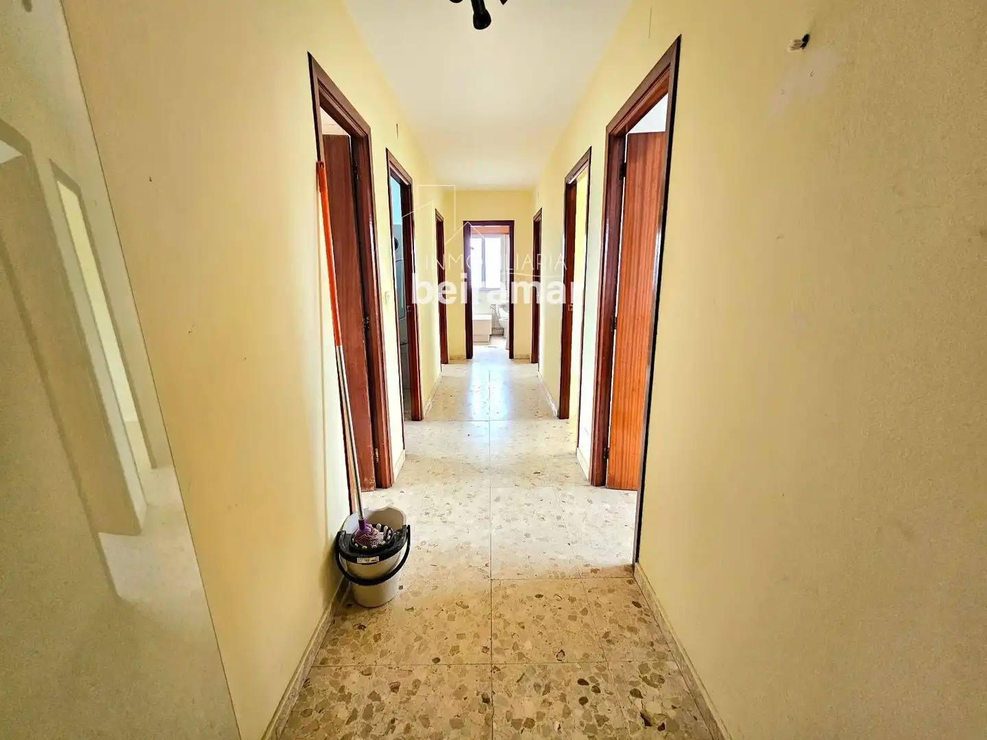 Piso en venta en Ribeira con Calefacción y Trastero