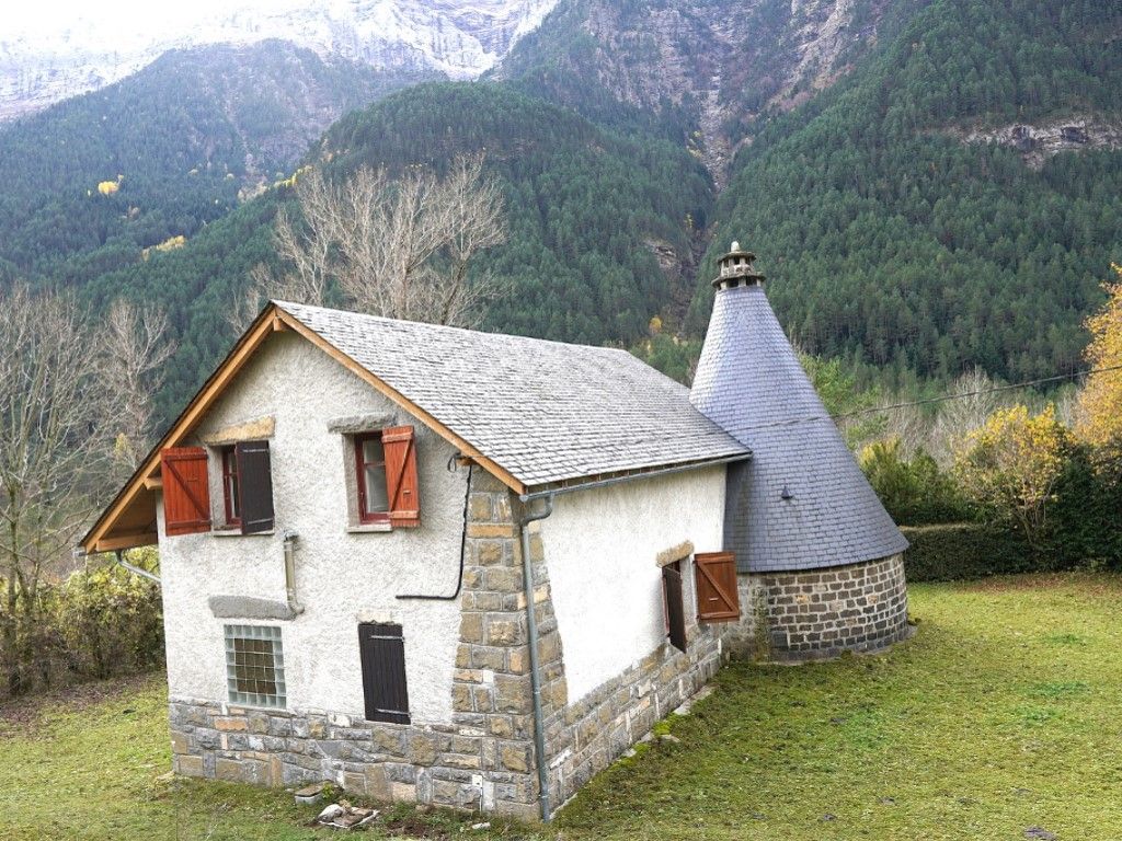 Vista exterior de Casa o xalet en venda en Bielsa