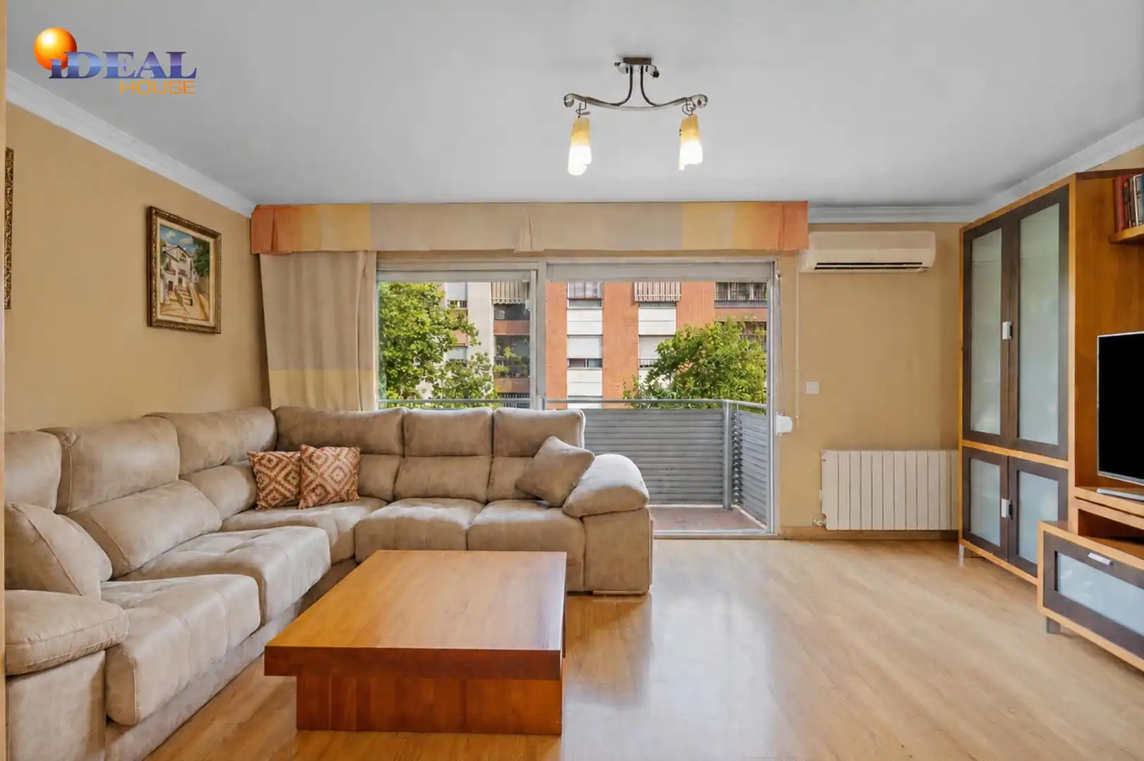 Vista exterior de Ático en venta en Granada con Aire acondicionado, Terraza y Balcón
