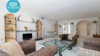 Living room of Flat for sale in Estepona  with Air Conditioner and Terrace