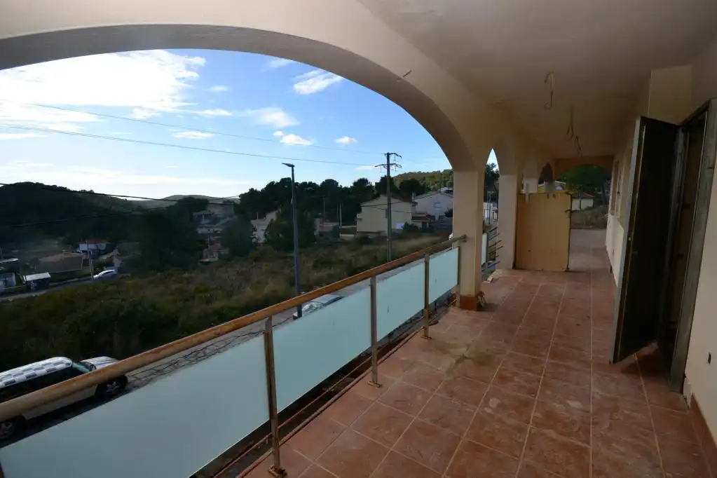 Buildings for sale in Av Andalusia , Les Roquetes