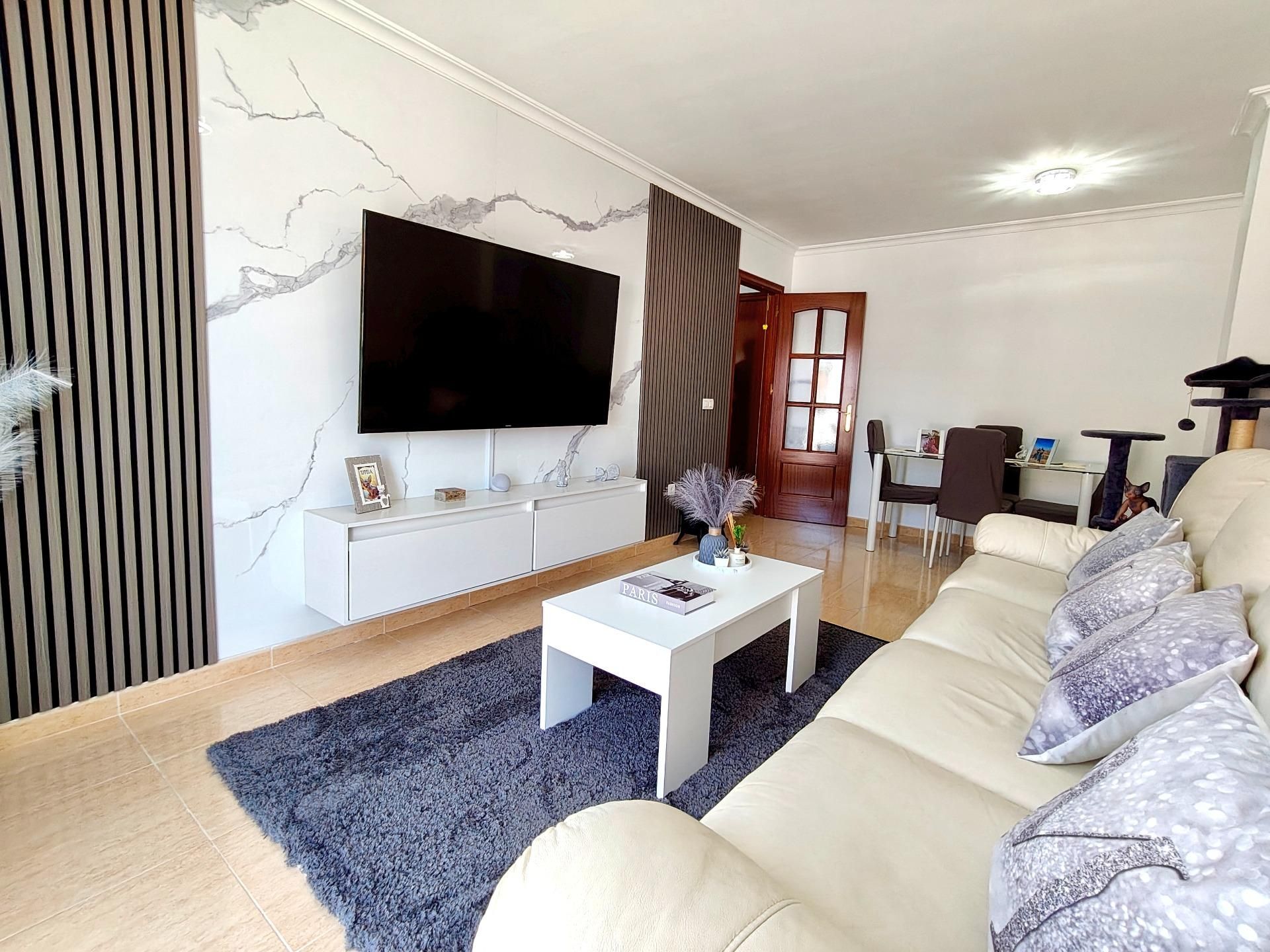 Flat for sale in Los Almendros - El Limonero - El Tomillar, Puerto de la Torre - Atabal, Málaga Capital