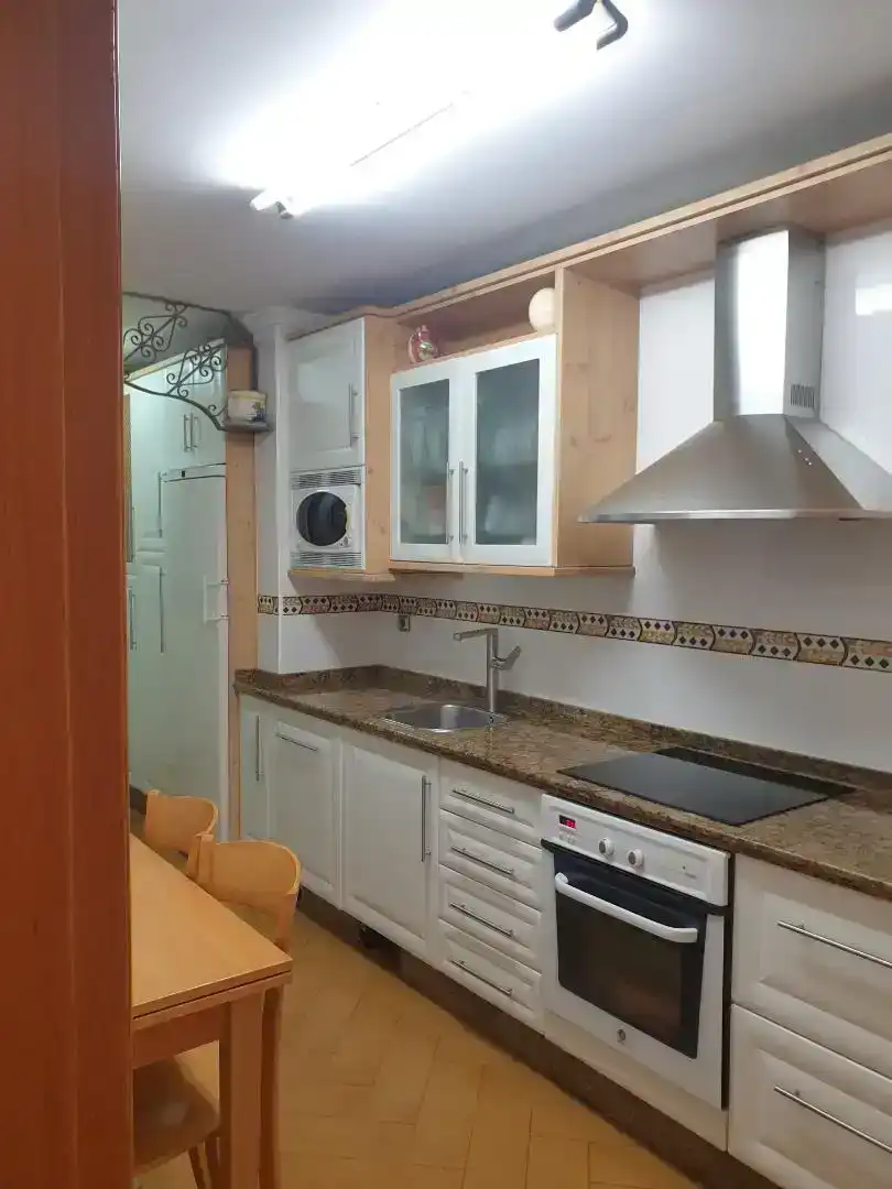 Cuina de Pis en venda en Alhama de Granada amb Aire condicionat i Balcó