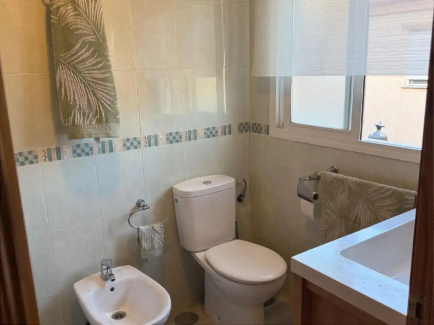 Bany de Casa adosada en venda en Alfacar amb Aire condicionat, Parquet i Piscina