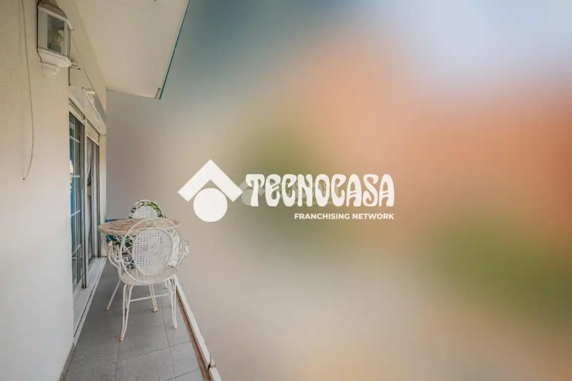 Terraza de Piso en venta en Sant Adrià de Besòs con Calefacción y Balcón