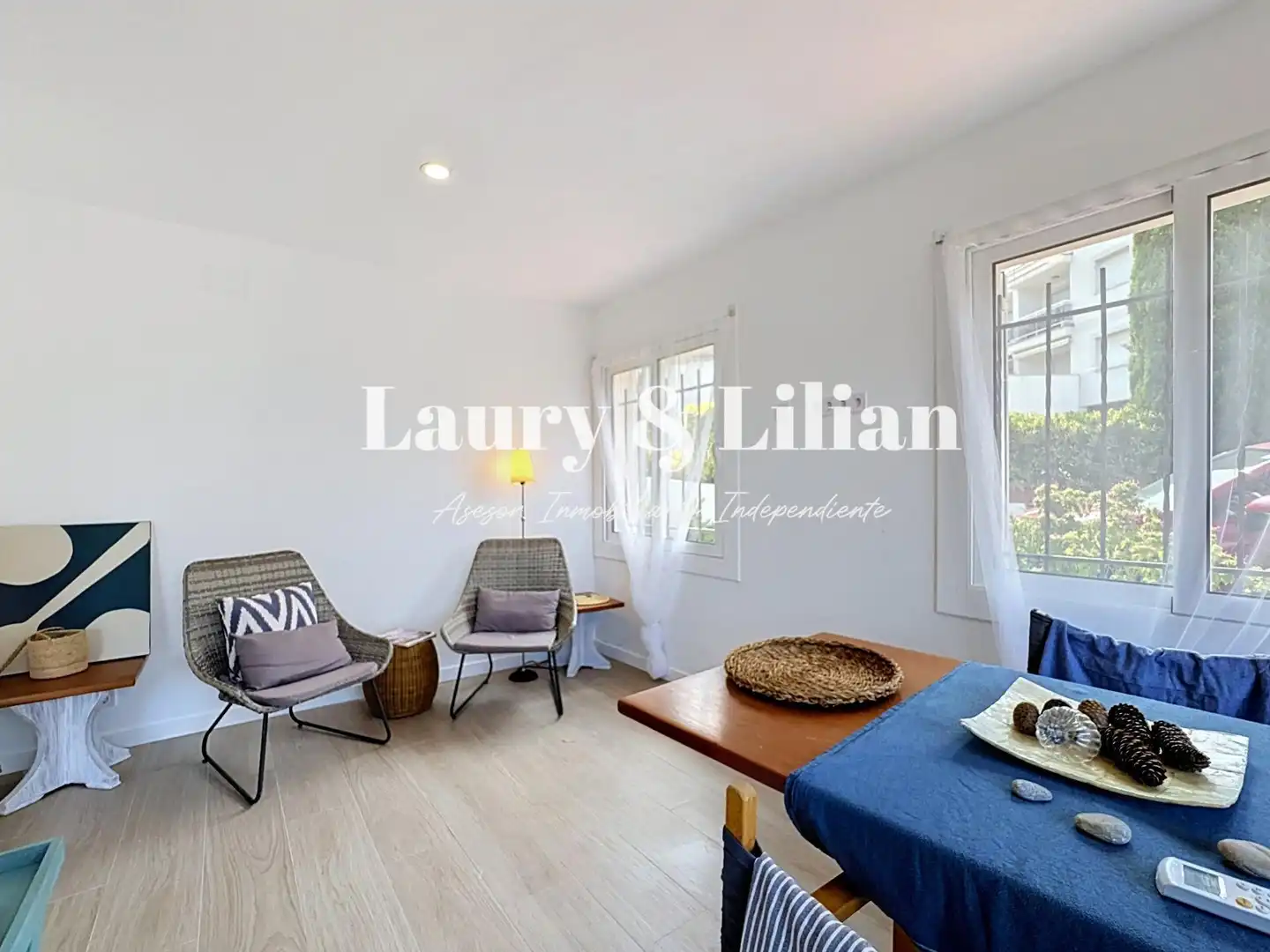Sala d'estar de Apartament en venda en Llançà amb Aire condicionat, Calefacció i Terrassa