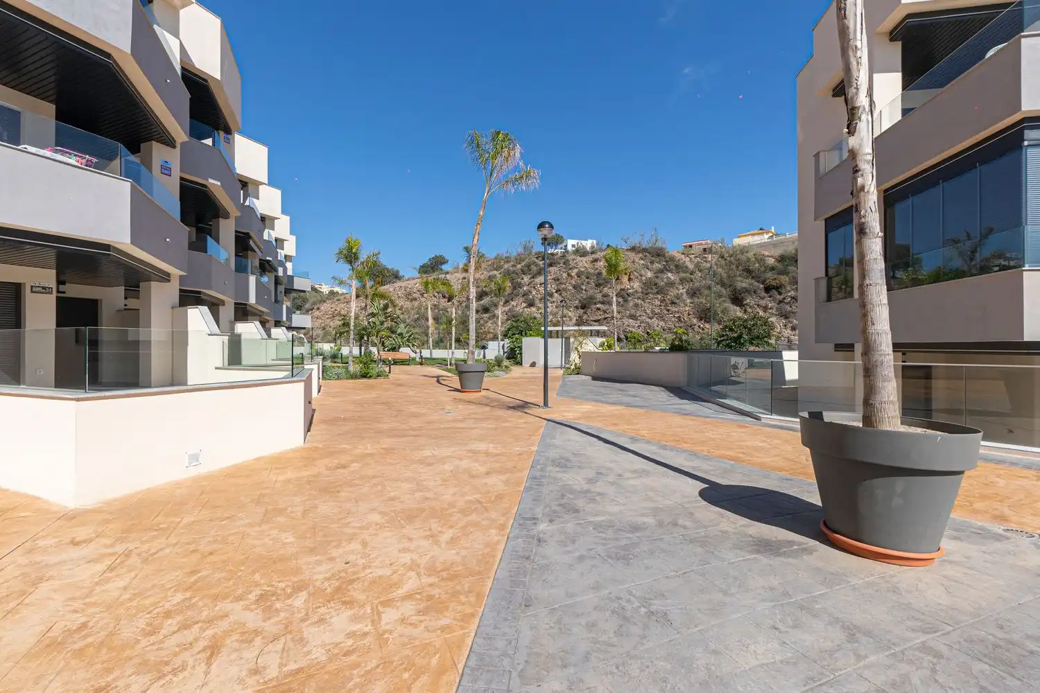Flat with pool for sale in Almayate, imagen 4