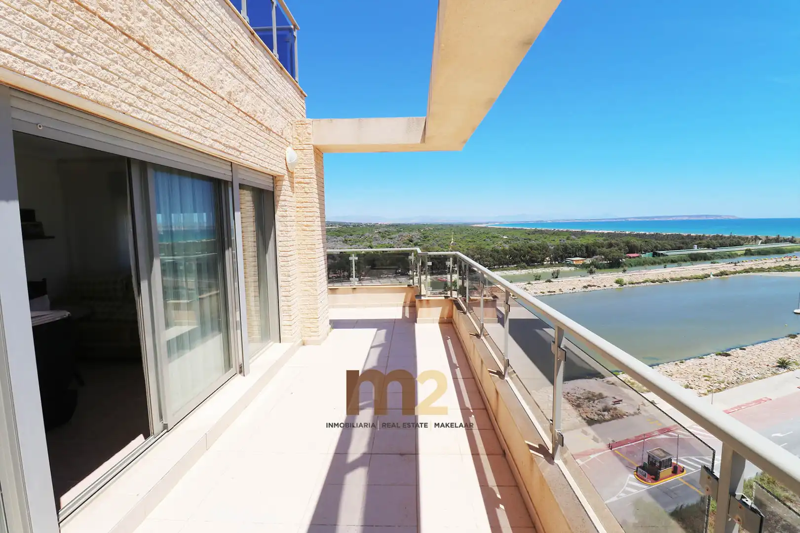 Ático con terraza en venta en Carrer Basilio Paredes, imagen 4