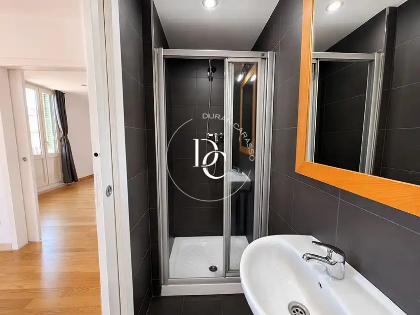 Piso con terraza en venta en Carrer d'Aribau, imagen 24