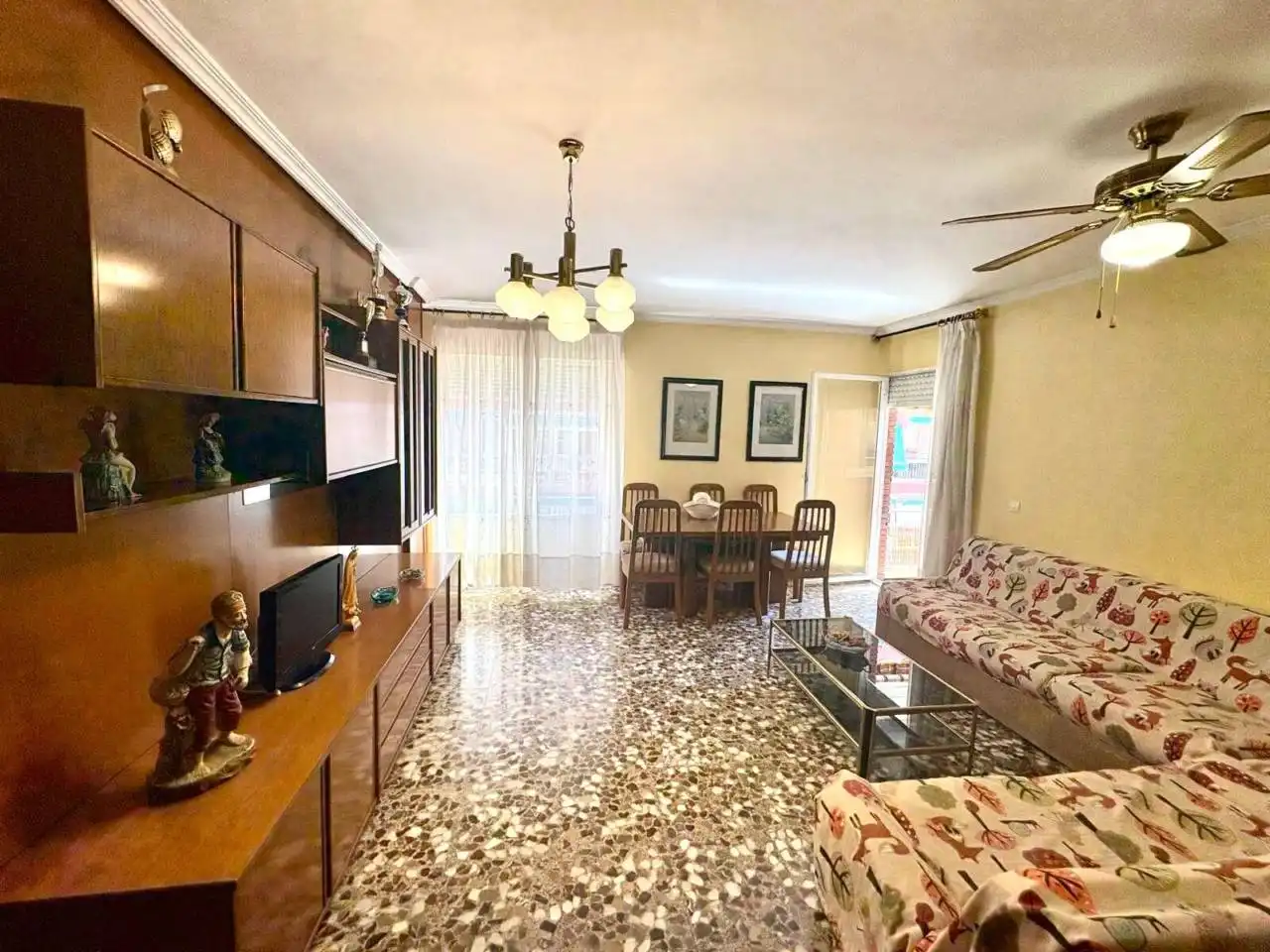 Sala d'estar de Pis en venda en Alicante / Alacant amb Aire condicionat, Calefacció i Traster