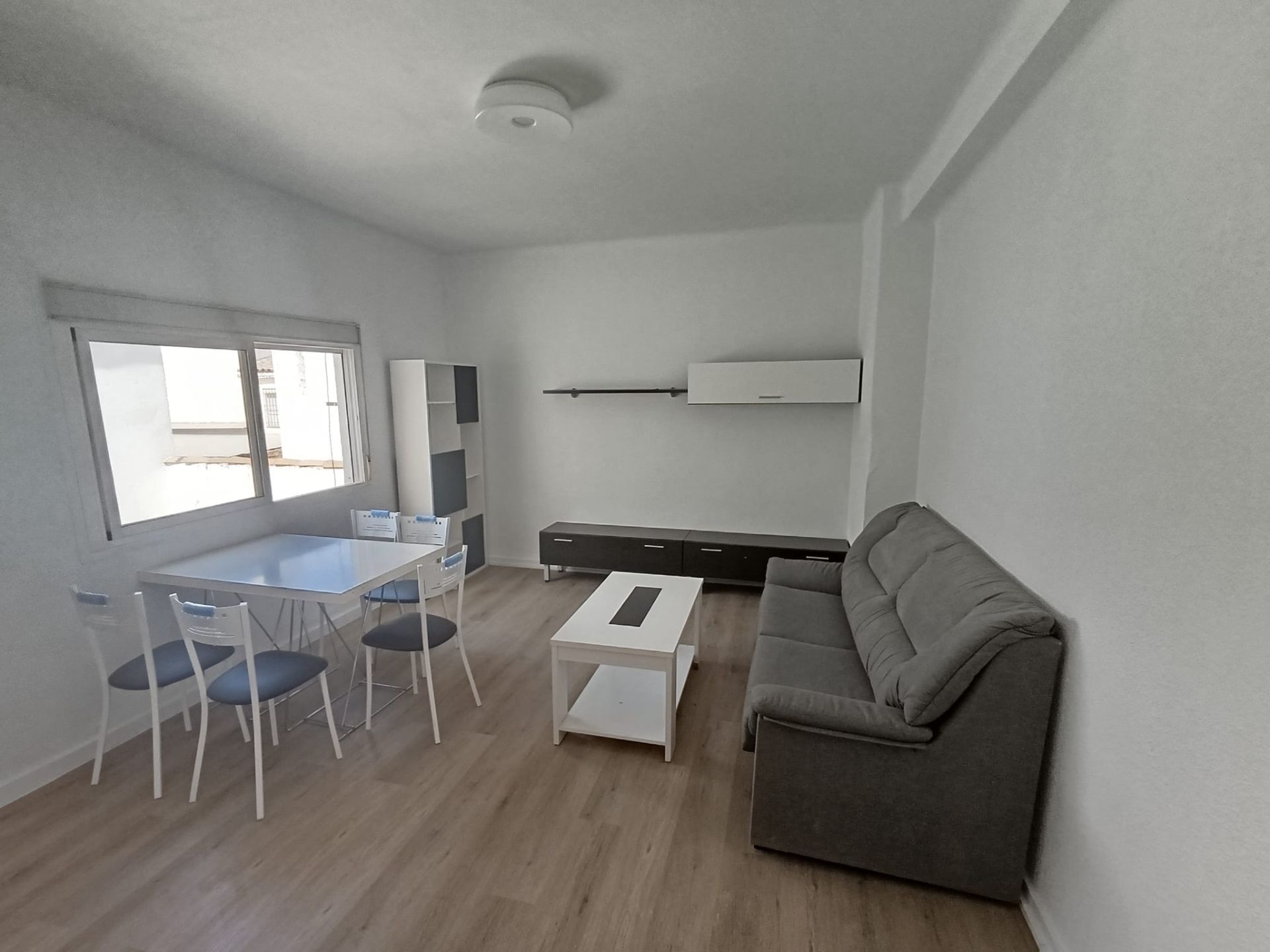 Sala de estar de Piso en venta en Bailén con Calefacción y Amueblado
