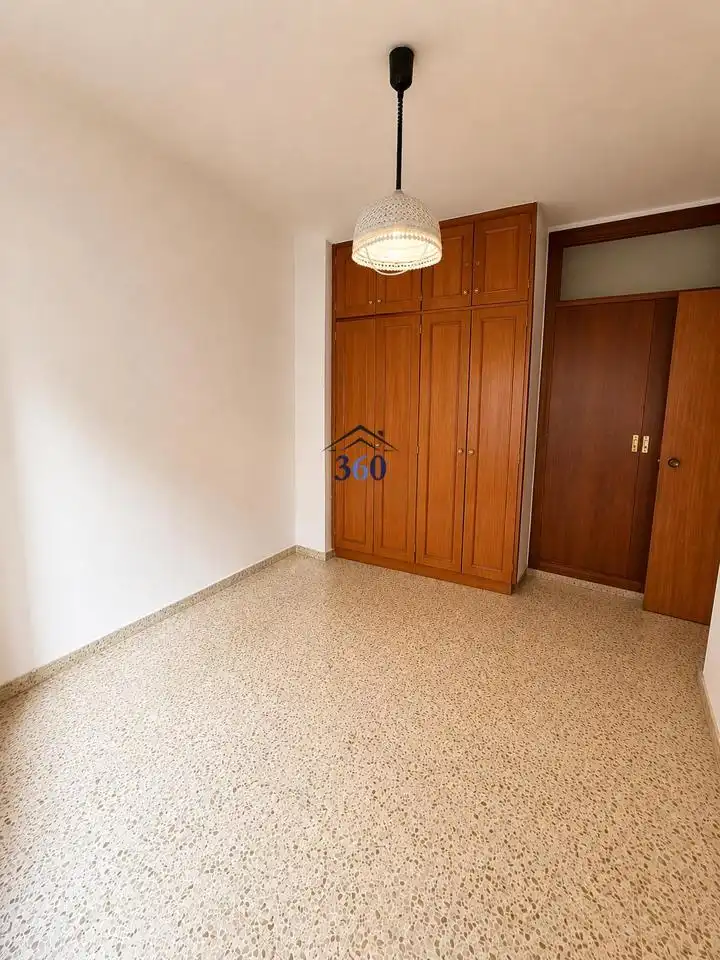 Habitación de Piso en venta en Cáceres con Aire acondicionado, Terraza y Amueblado