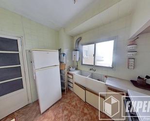Cuina de Pis en venda en  Valencia Capital amb Terrassa