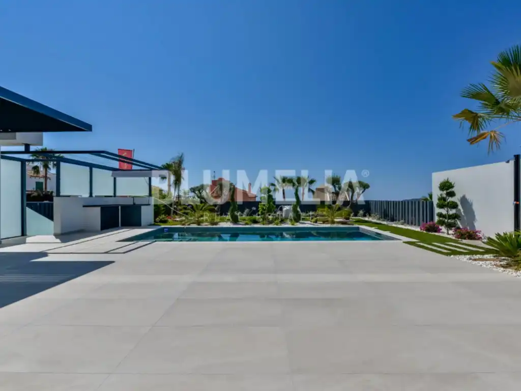 Casa amb terrassa en venda a Golf Bahía, imagen 67