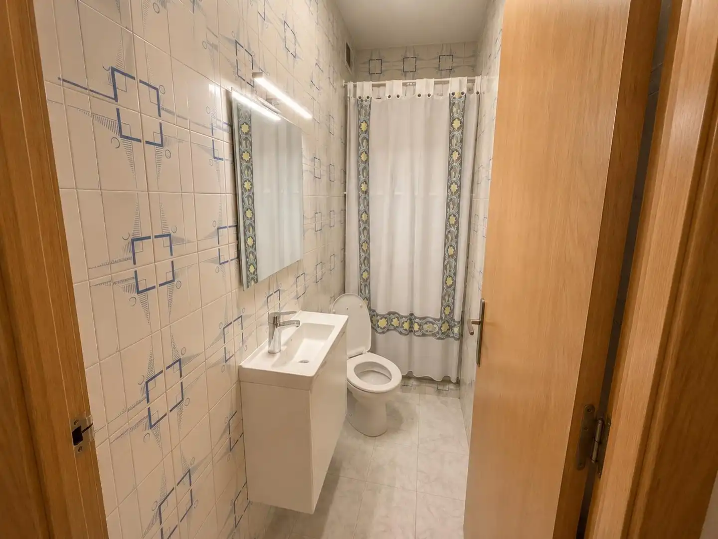 Bathroom of Flat for sale in Tortosa