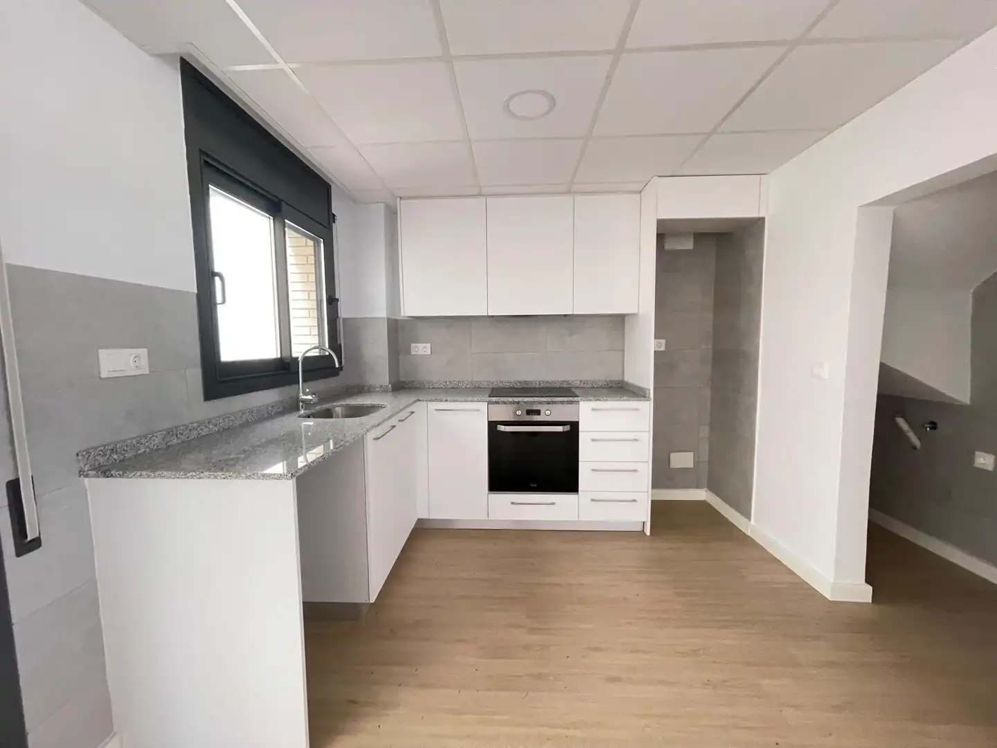 Cocina de Casa adosada en venta en La Pobla de Montornès  