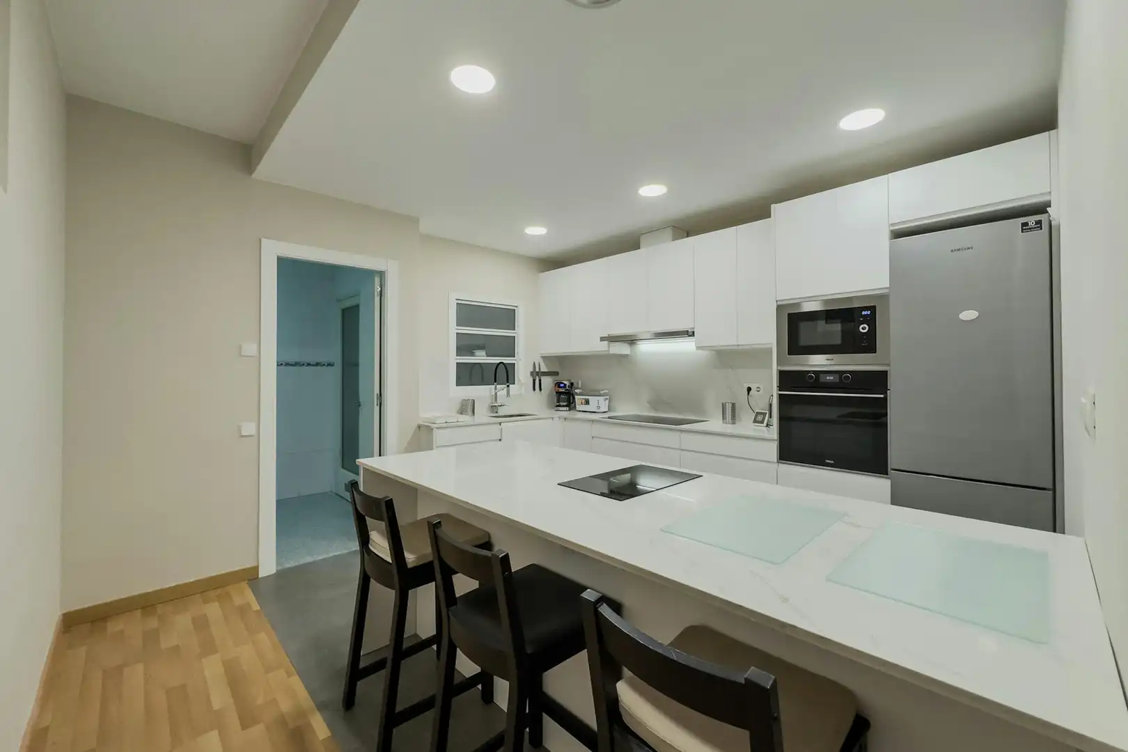 Cocina de Piso para compartir en Barcelona con Lavadora