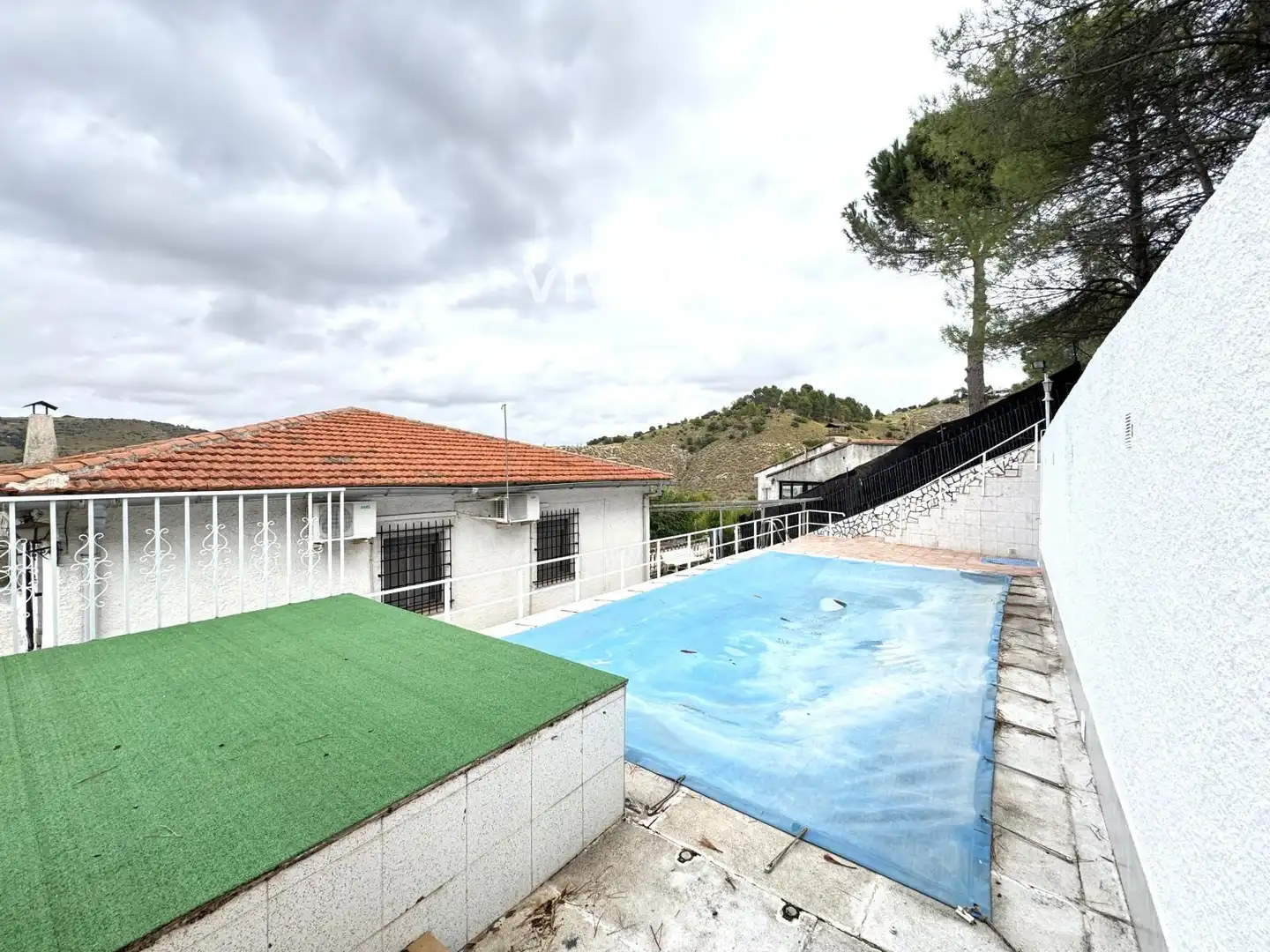 Piscina de Casa o chalet en venta en Perales de Tajuña con Aire acondicionado, Calefacción y Terraza