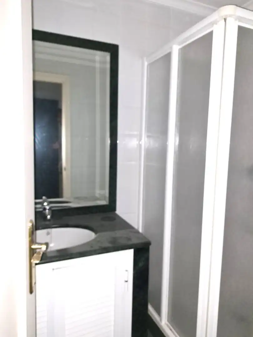 Baño de Piso en venta en Marbella con Aire acondicionado, Calefacción y Terraza