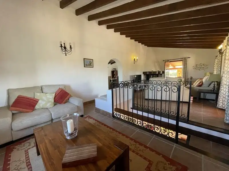 Sala de estar de Finca rústica en venta en Llucmajor con Aire acondicionado, Calefacción y Jardín privado