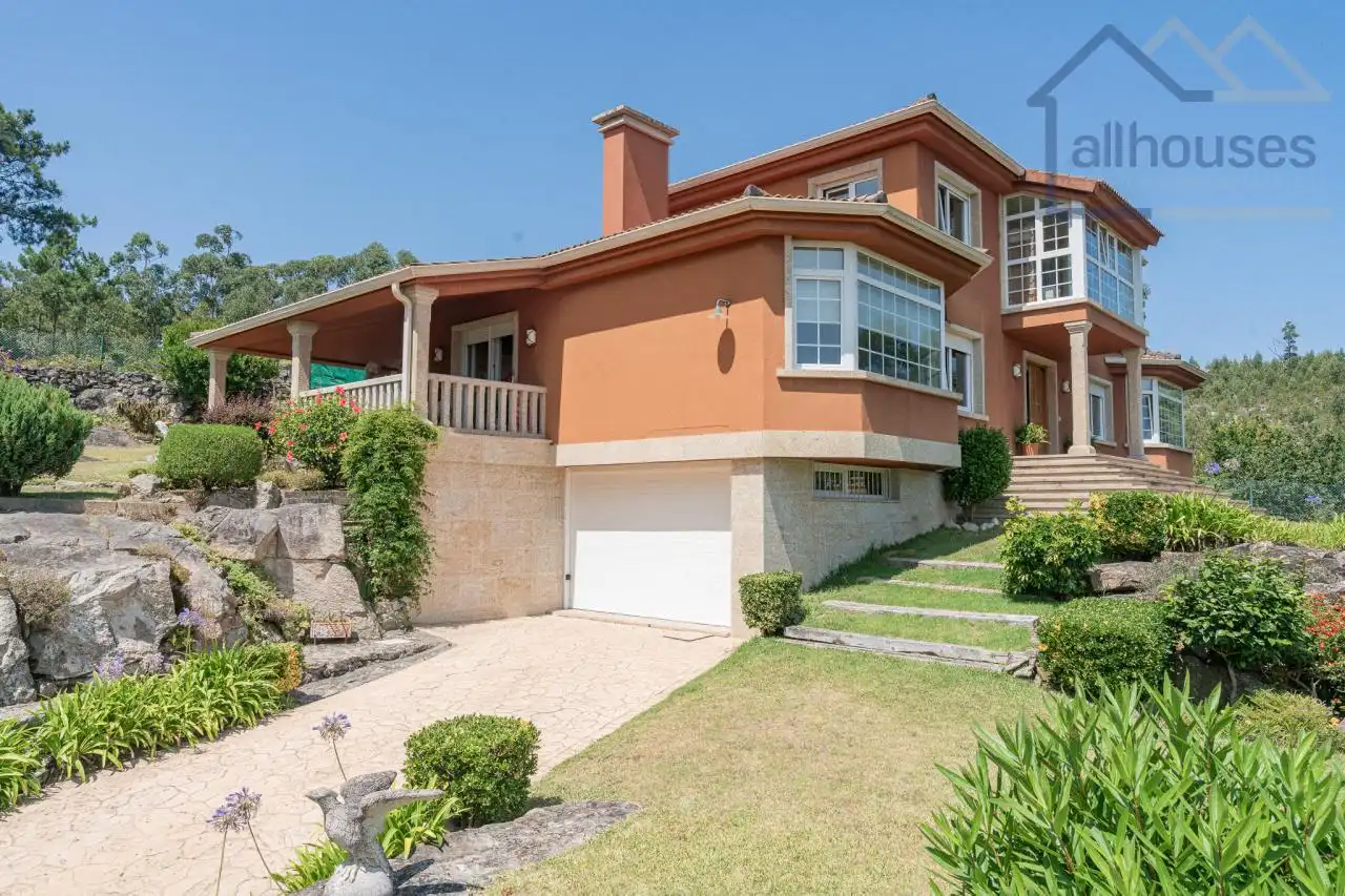 Detached house with pool for sale in Oia, imagen 5