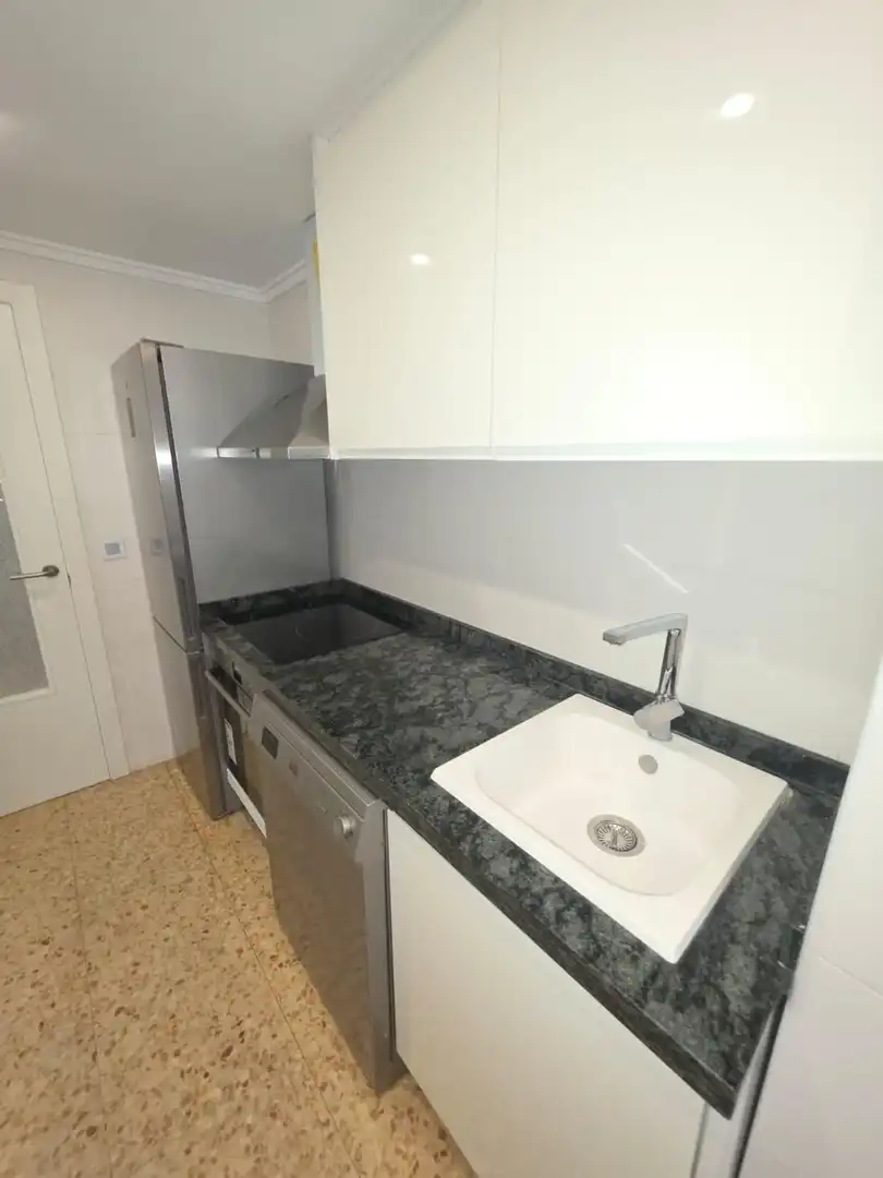 Appartement compact avec piscine à vendre à Calle BOVETAR DEL, imagen 7