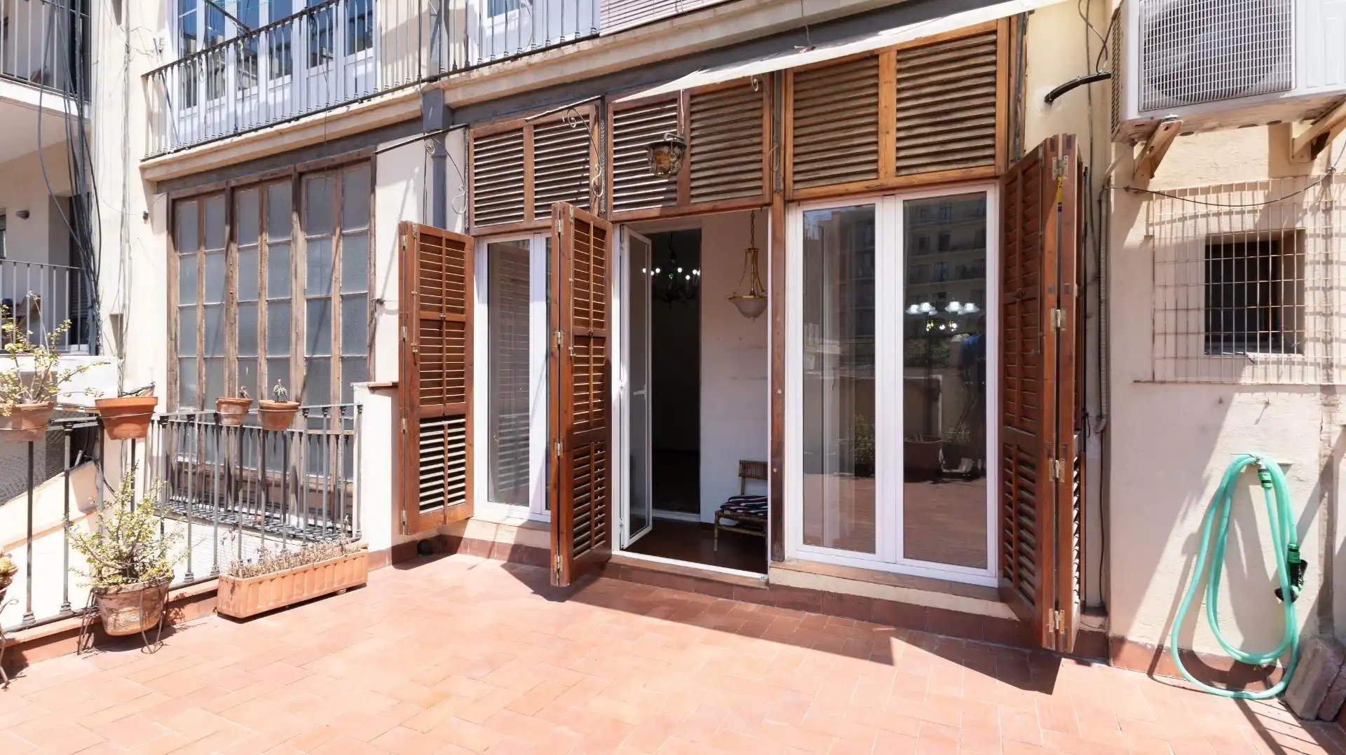 Piso con terraza en venta en Carrer de Bailèn, imagen 43