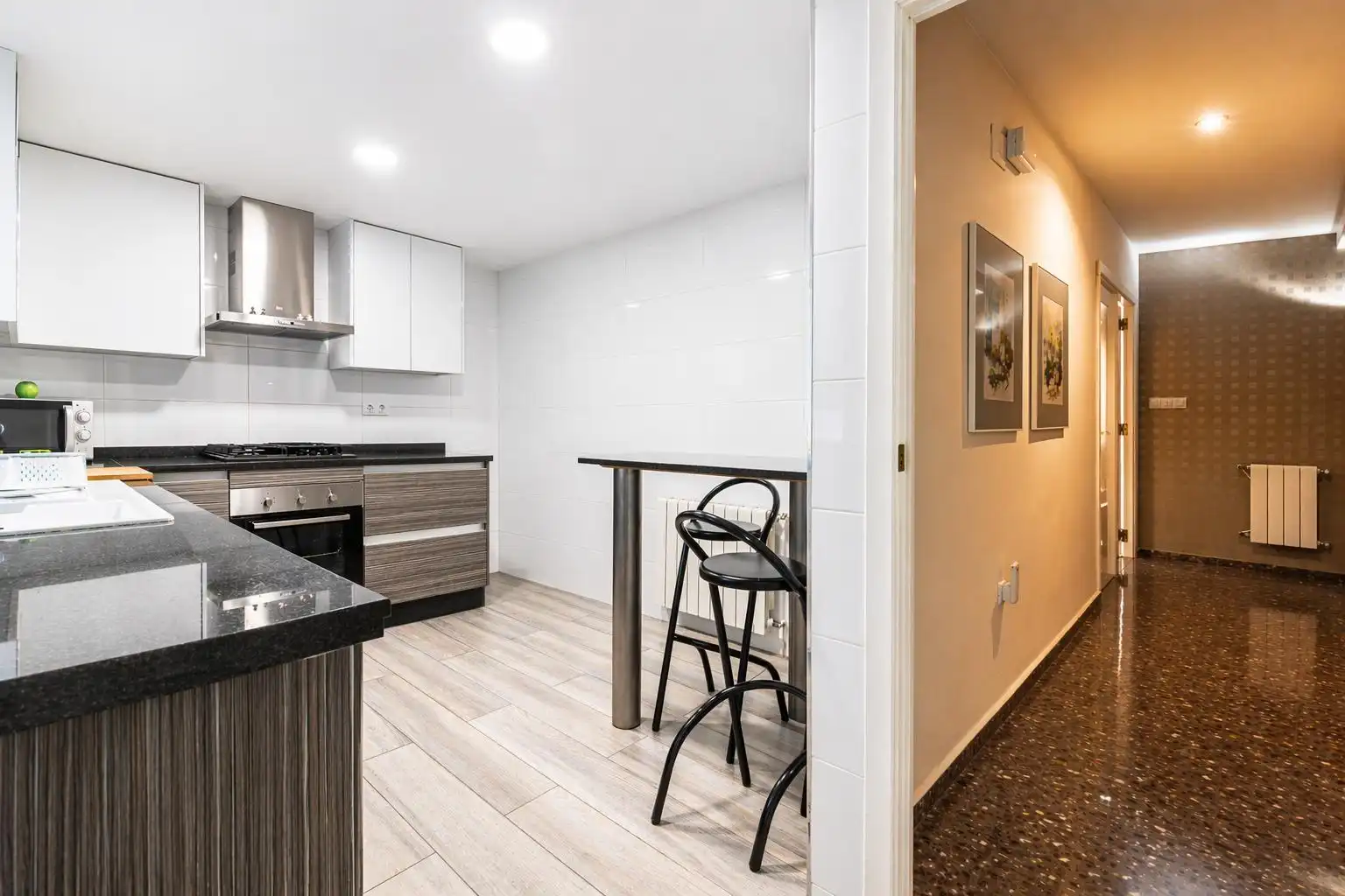 Cocina de Casa adosada en venta en Carlet con Aire acondicionado, Trastero y Alarma