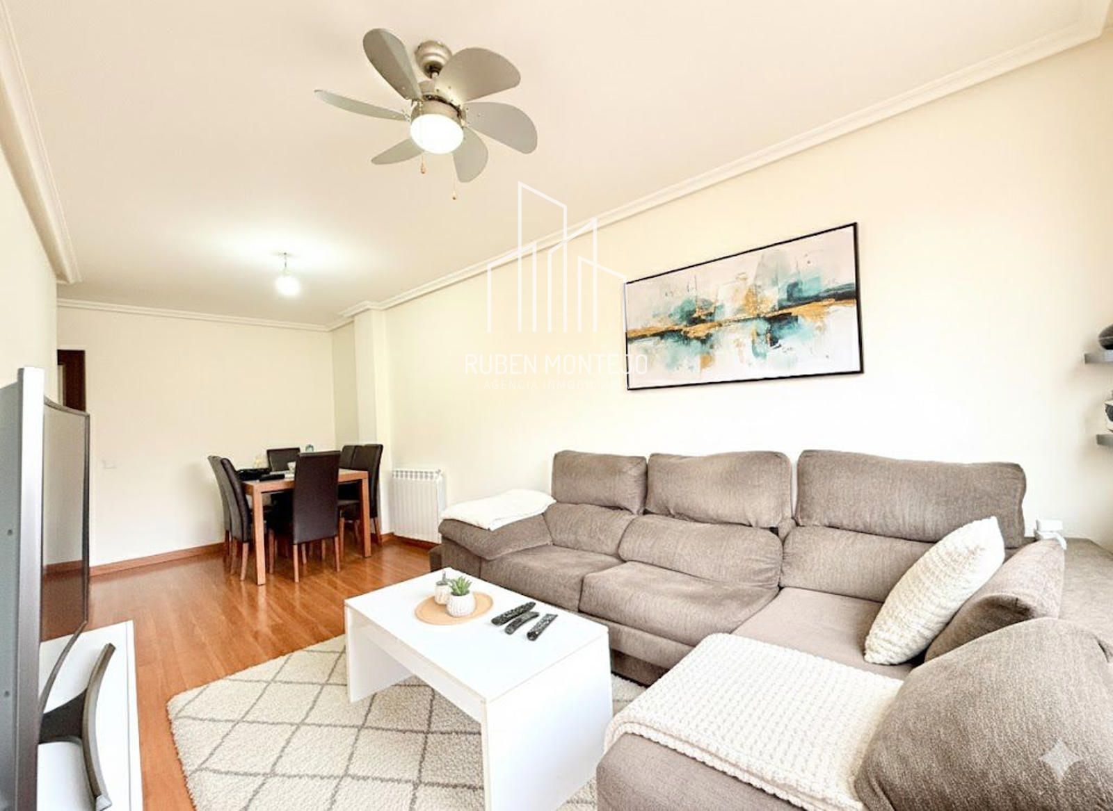 Living room of Flat for sale in Villares de la Reina  with Heating, Terrace and Furnished