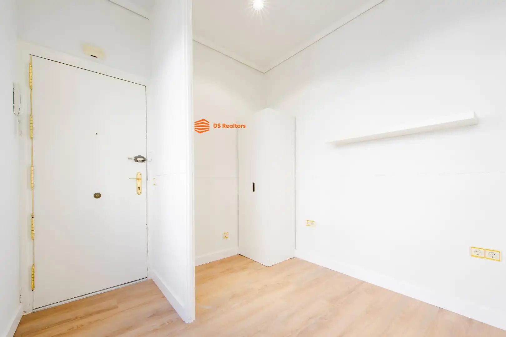 Flat with lift for sale in Calle de Jaime Tercero, imagen 7