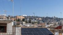 Vista exterior de Àtic en venda en  Granada Capital amb Aire condicionat, Calefacció i Terrassa