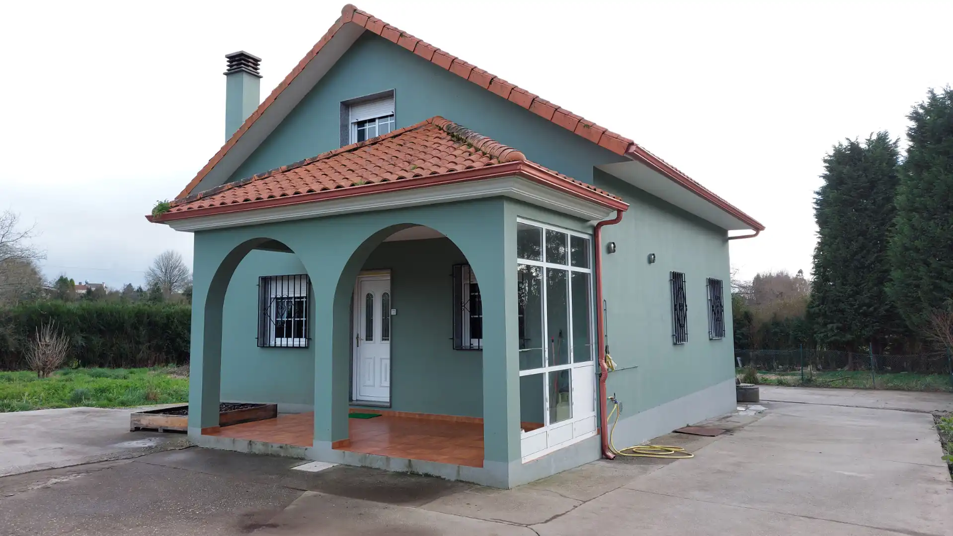 Vista exterior de Casa o chalet en venta en Ordes con Jardín privado, Amueblado y Horno