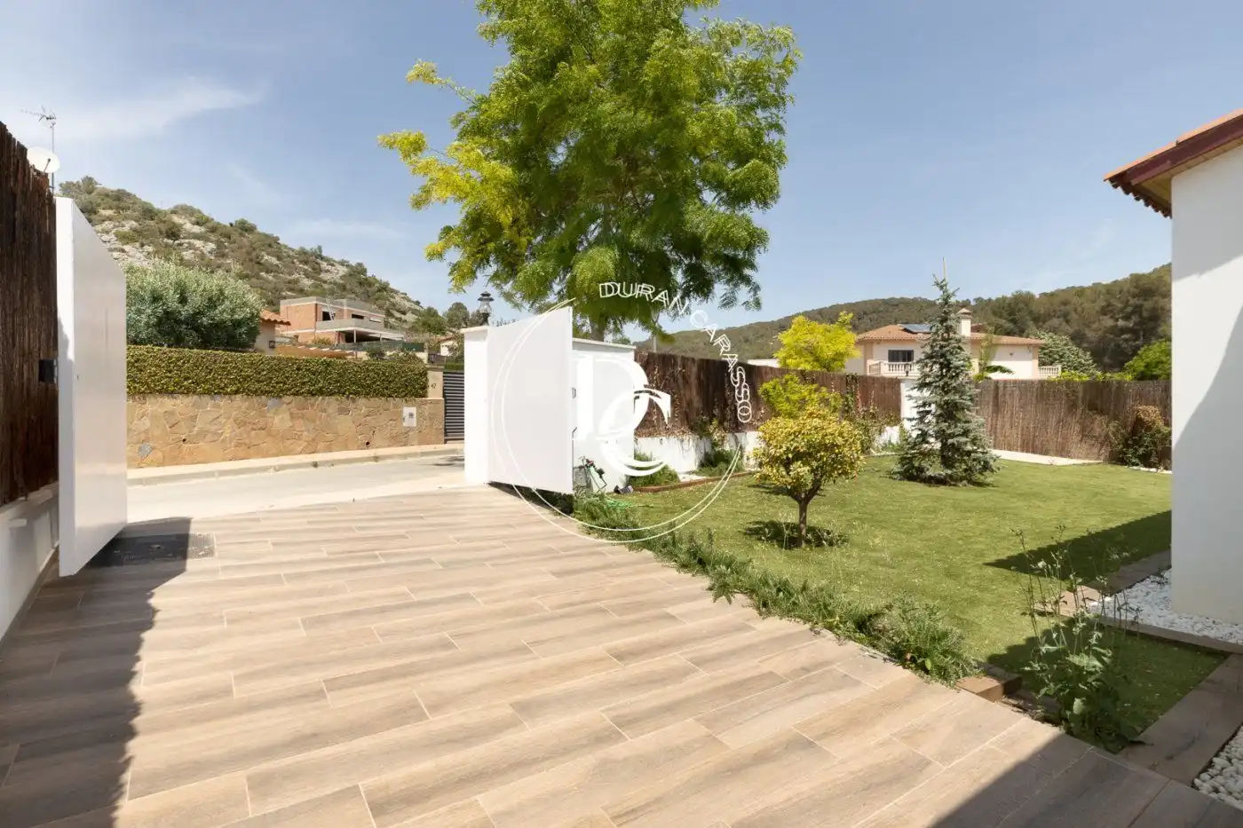 Garden of Houses for sale in Sant Pere de Ribes  with Air Conditioner, Heating and Private garden