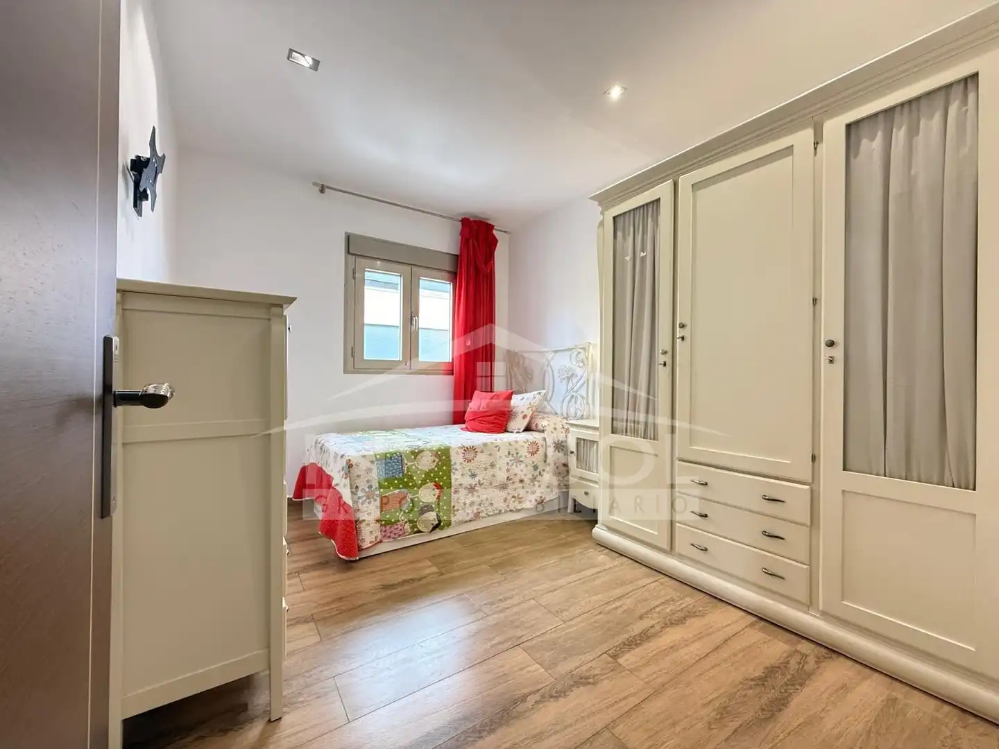 Bedroom of Flat for sale in Adra  with Air Conditioner, Heating and Furnished