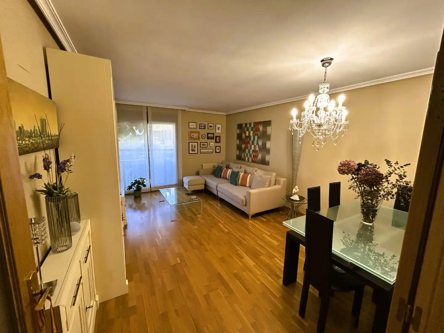 Sala d'estar de Pis en venda en El Pinar - Punta Galea