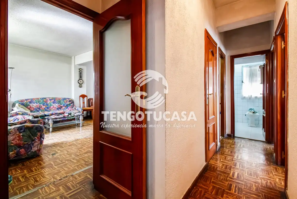 Flat for sale in Madrid  with Terrace and Furnished