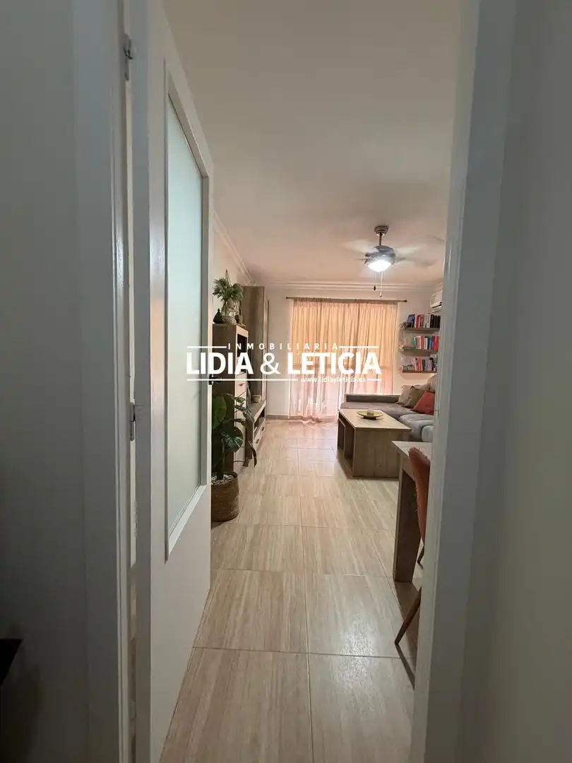Sala d'estar de Pis en venda en Alcalá de Guadaira amb Aire condicionat i Terrassa