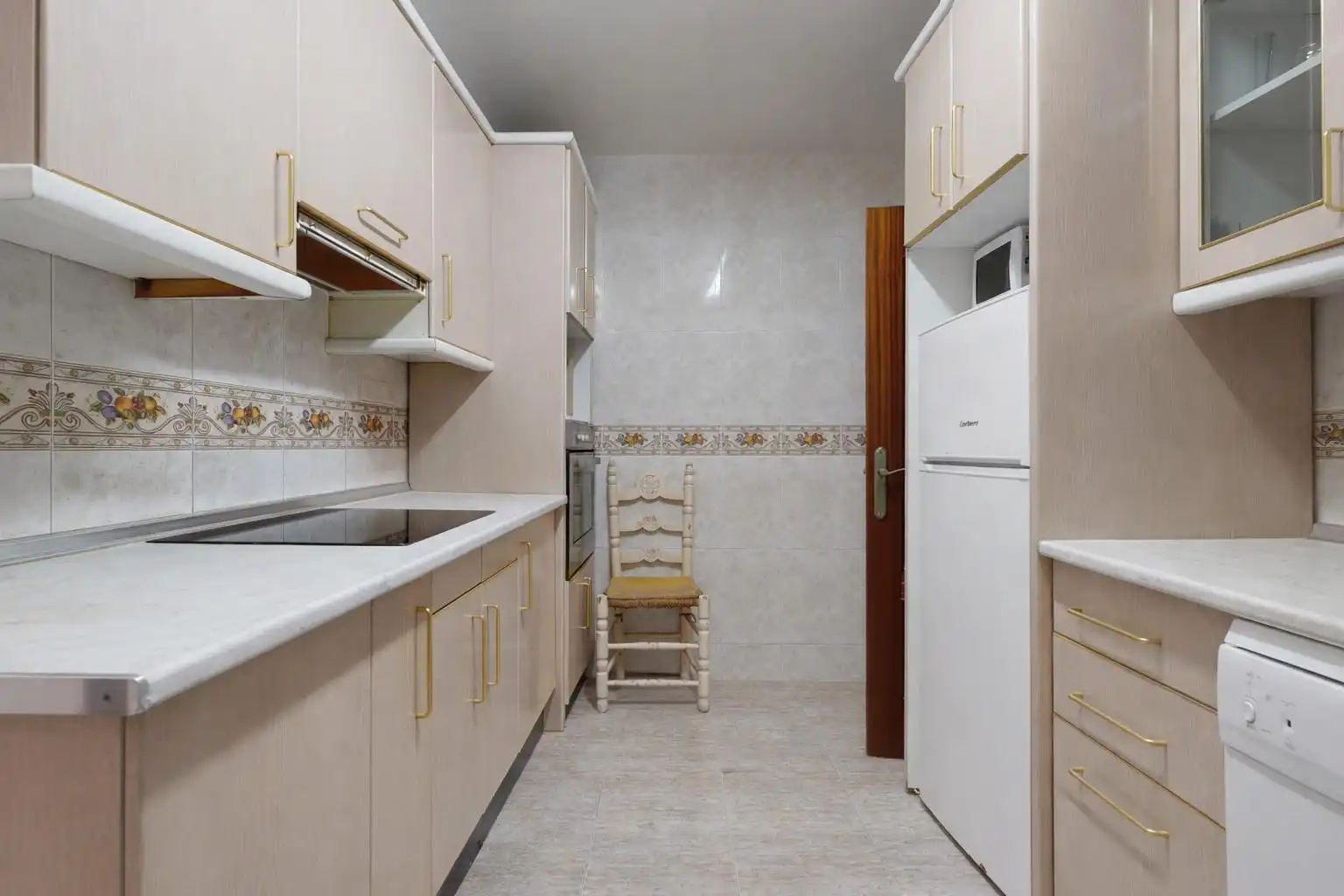 Cuina de Pis en venda en Almería amb Moblat
