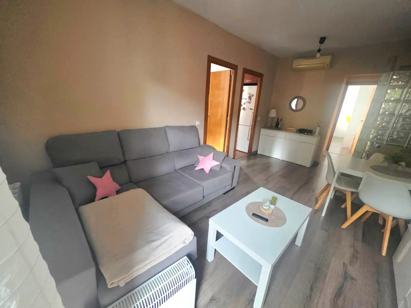 Wohnzimmer von Wohnung zum Verkauf in Barcelona mit Klimaanlage, Heizung und Parkett