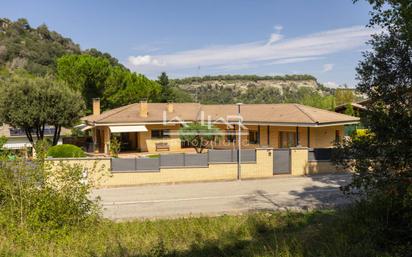 Vista exterior de Casa o xalet en venda en Tona amb Calefacció, Jardí privat i Terrassa