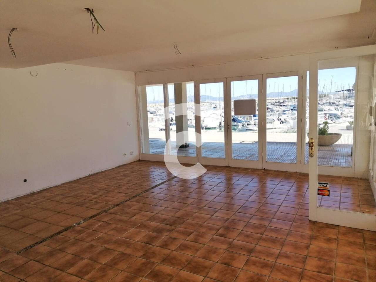 Living room of Premises to rent in L'Escala