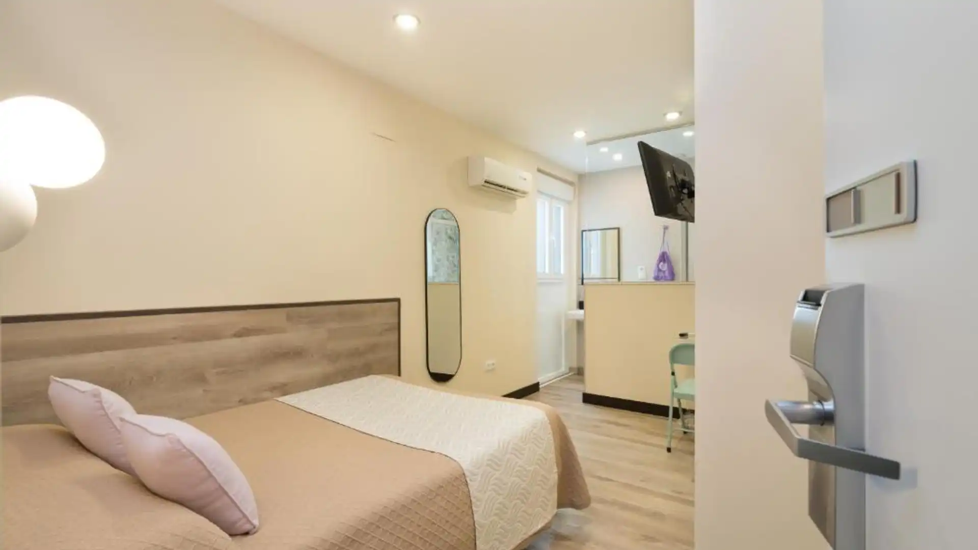 Habitación de Estudio de alquiler en Vera con Amueblado y Se aceptan mascotas