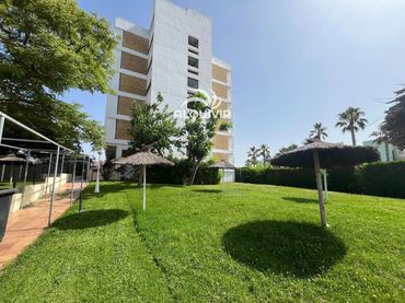 Appartement avec balcon à vendre à Sector S 137