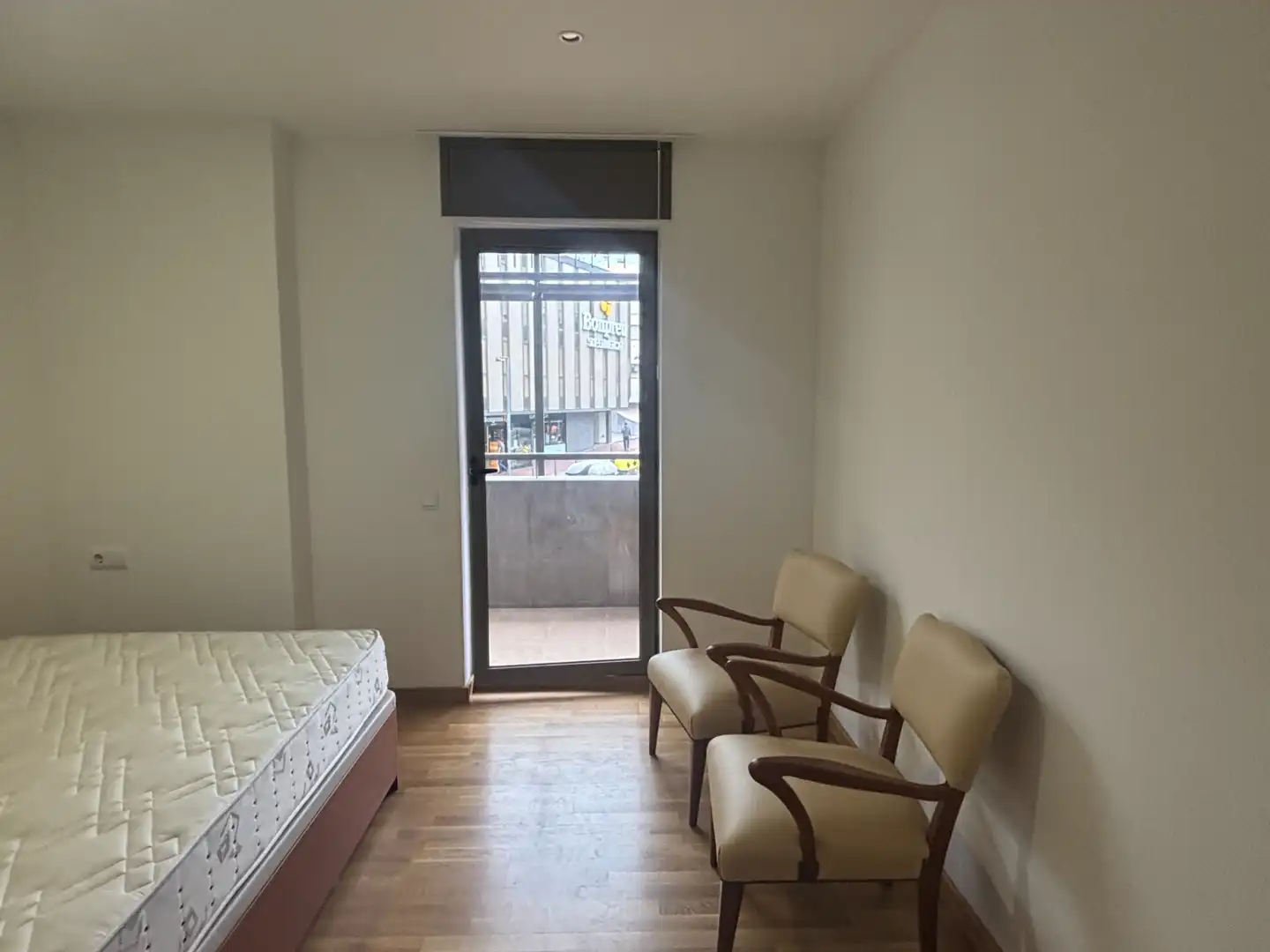 Dormitori de Pis en venda en Terrassa amb Aire condicionat, Parquet i Forn