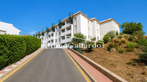 Foto 2 de Pis en venda a Calle Jardines de Carvajal, Torremuelle, Benalmádena