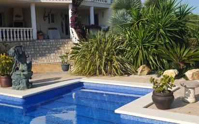 Piscina de Casa o xalet en venda en L'Ametlla de Mar  amb Aire condicionat, Jardí privat i Terrassa