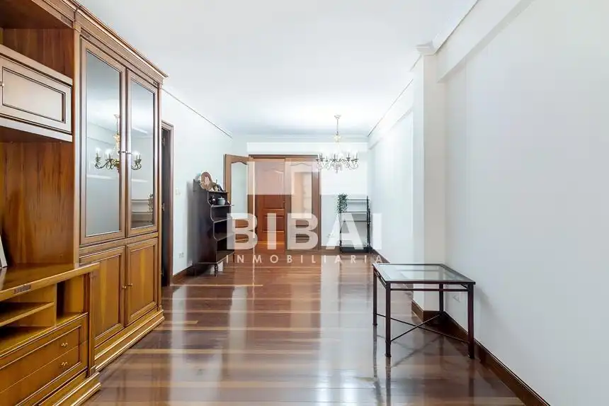 Piso en venta en Arrasate / Mondragón con Calefacción y Balcón