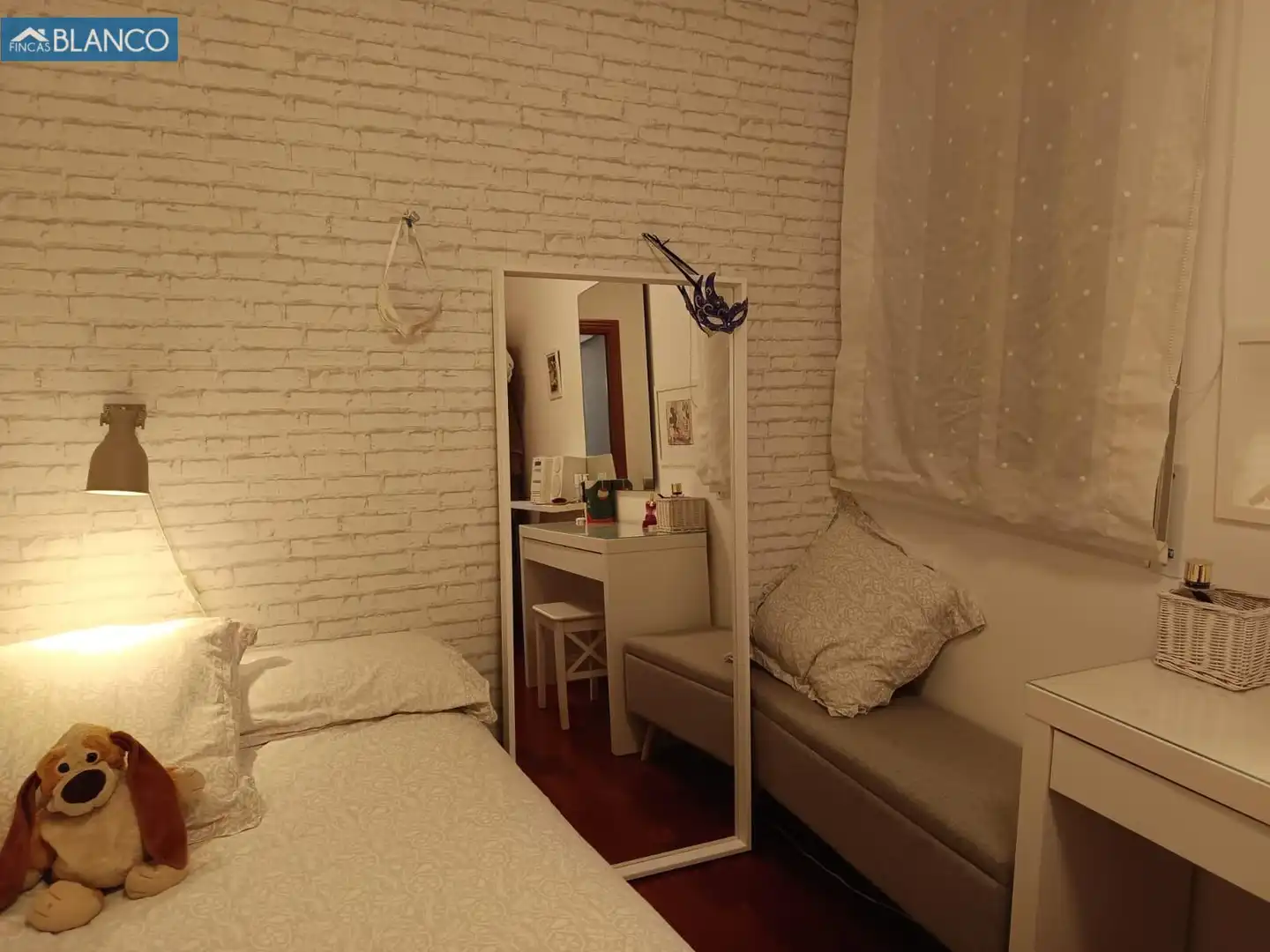 Habitación de Piso en venta en L'Hospitalet de Llobregat con Aire acondicionado, Calefacción y Parquet